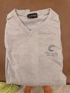 Galvin Green Men's Light Gray V-Neck Sweater